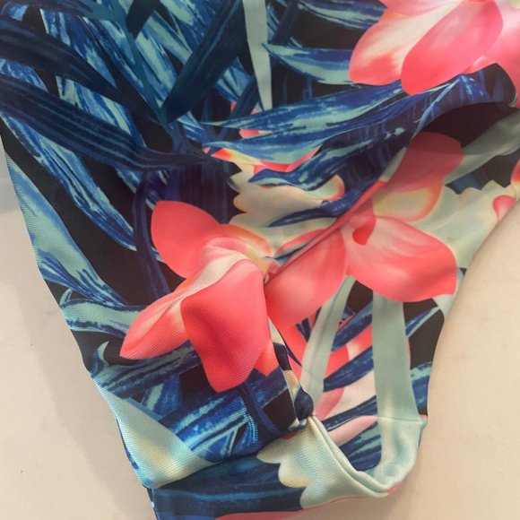 Floral One Piece Swimsuit - Picture 11 of 15